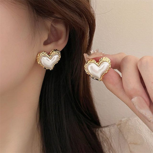 Pearl Heart Stud Earrings | Golden Premium Stainless Steel Earrings | Women Jewelry | Cute Earrings | Elegant Earrings | Love Jewelry